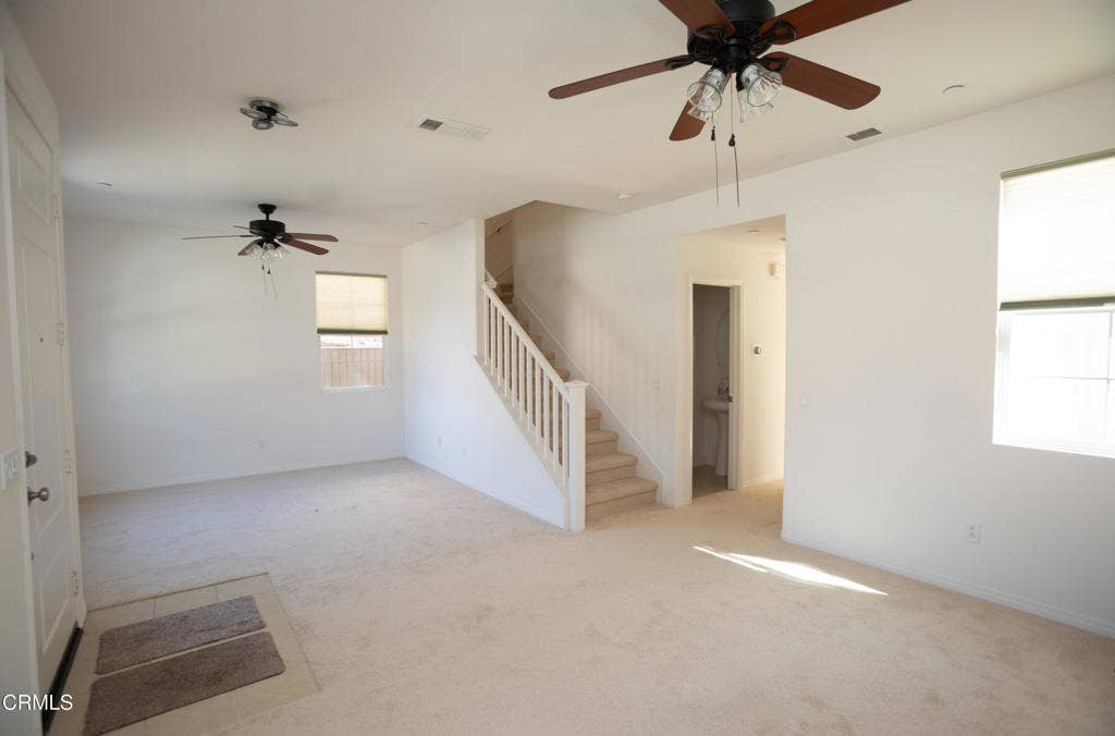 11278 Tiger Lily Street, Ventura, CA 93004 11278TL2026-11
