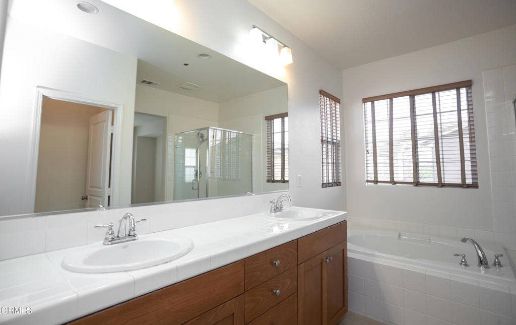 11278 Tiger Lily Street, Ventura, CA 93004 11278TL2026-52