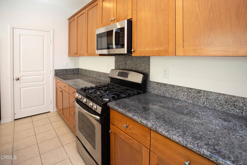 11278 Tiger Lily Street, Ventura, CA 93004 11278TL2026-19
