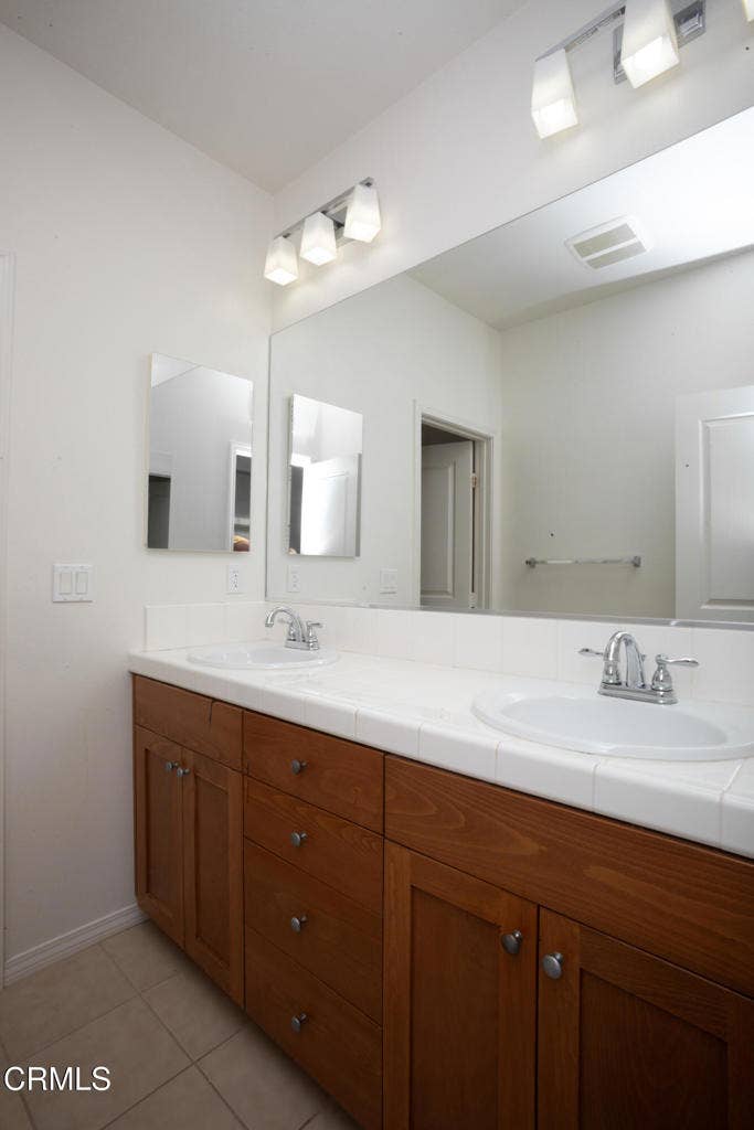 11278 Tiger Lily Street, Ventura, CA 93004 11278TL2026-32