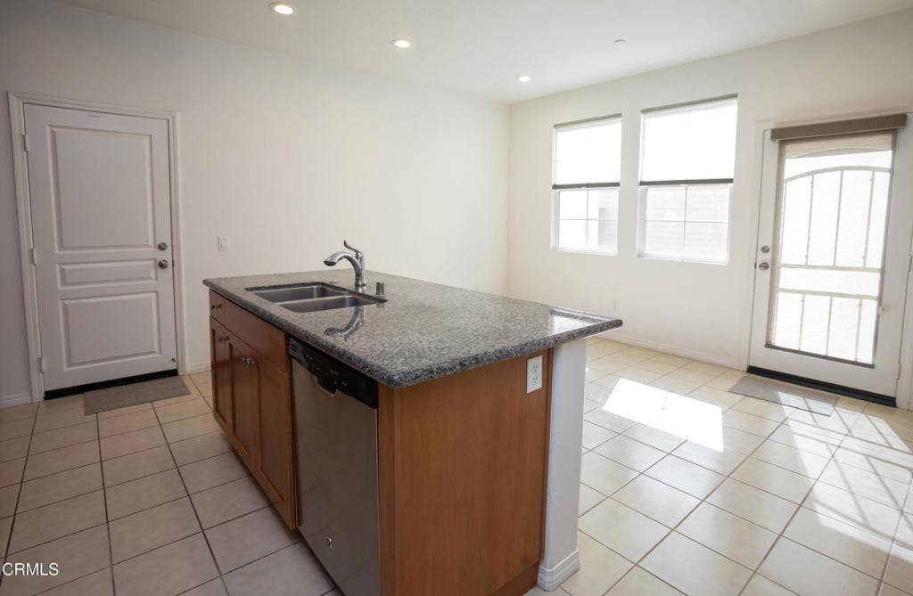 11278 Tiger Lily Street, Ventura, CA 93004 11278TL2026-26