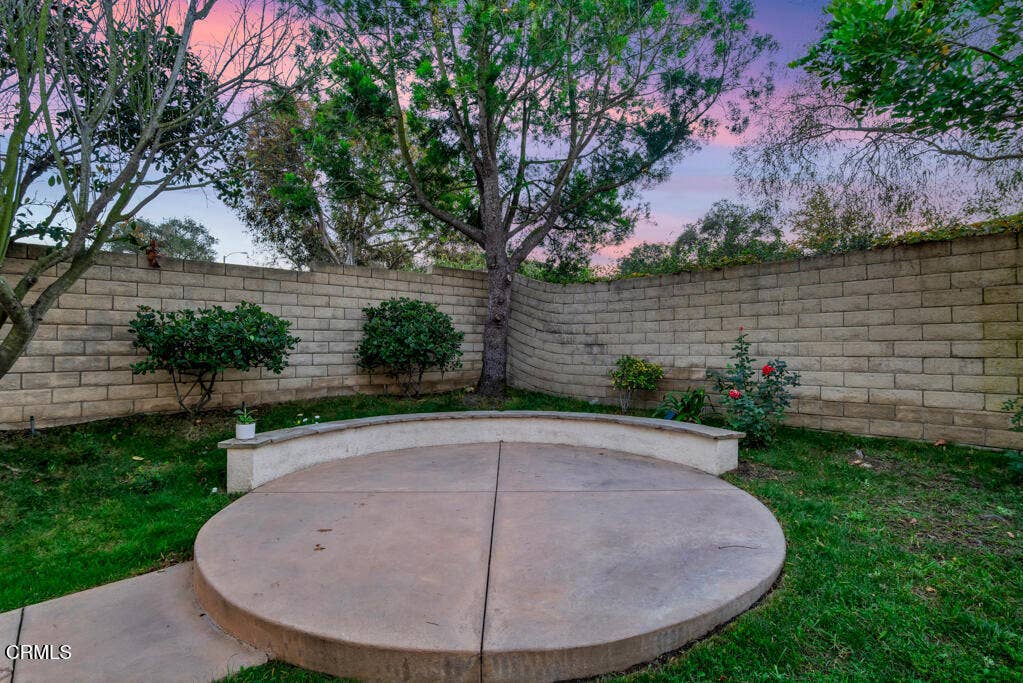 609 Camino Del Sol, Newbury Park, CA 91320 27 - backyard patio