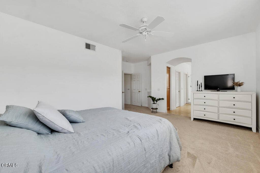 609 Camino Del Sol, Newbury Park, CA 91320 17 - primary suite
