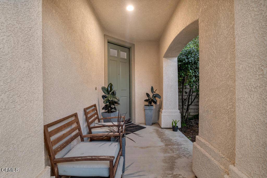 609 Camino Del Sol, Newbury Park, CA 91320 8 - front porch