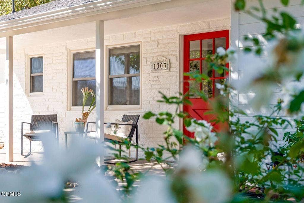 1303 Sunset Place Ojai, CA 93023