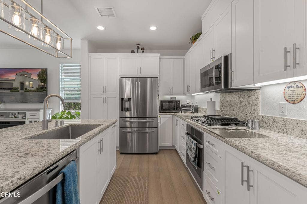 5007 Rexton Drive, Camarillo, CA 93012 10