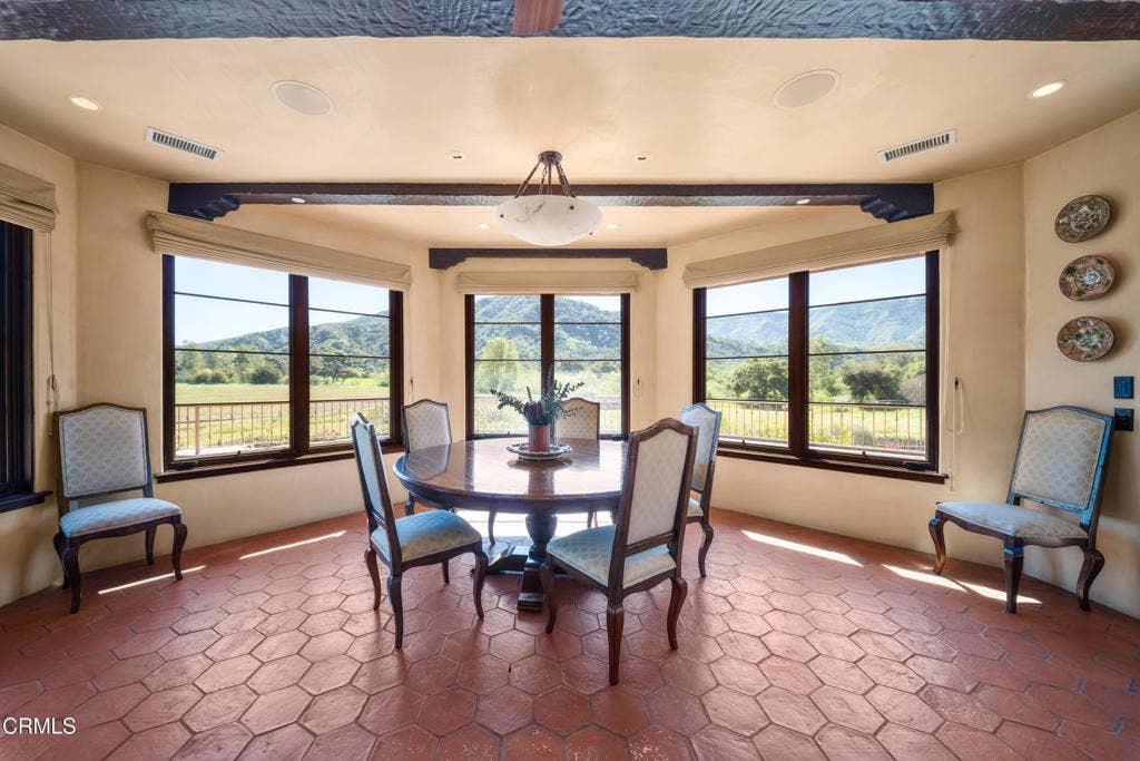 561 Saddle Lane, Ojai, CA 93023 561_Saddle_Ln-04