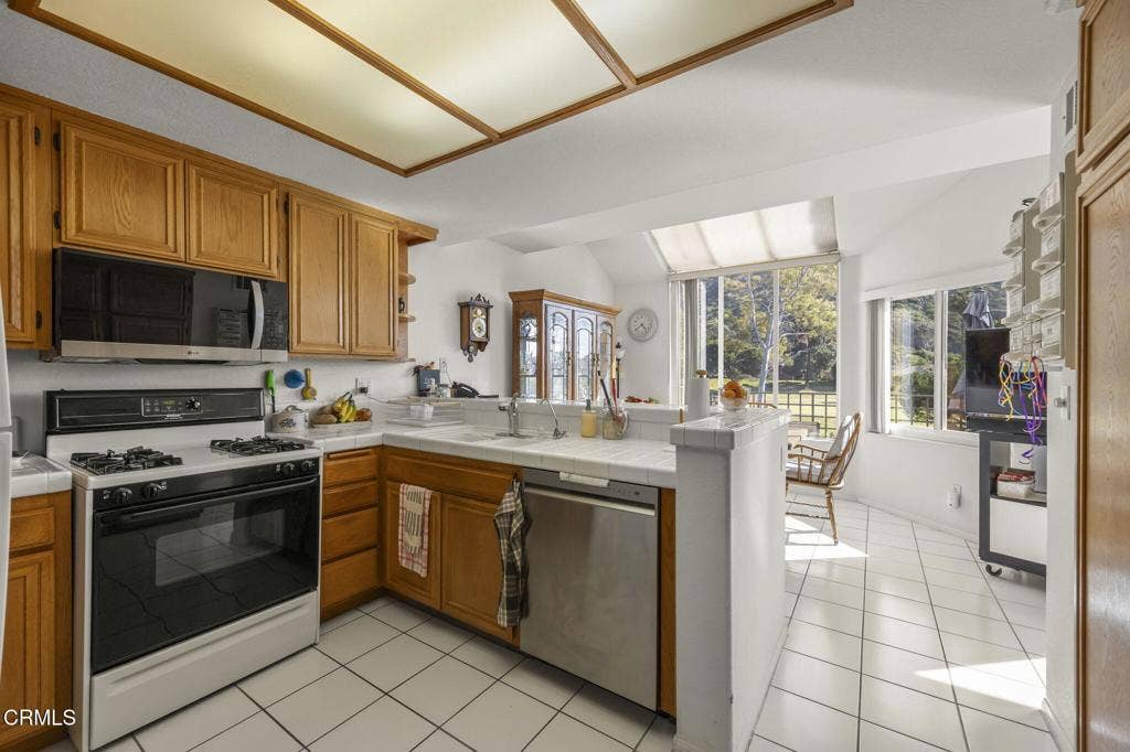 6272 Paseo Encantada, Camarillo, CA 93012 10-Camarillo Real Estate
