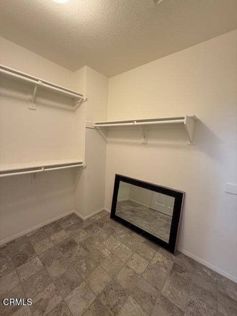 4599 Via Aciando, Camarillo, CA 93012 Walk-in closet