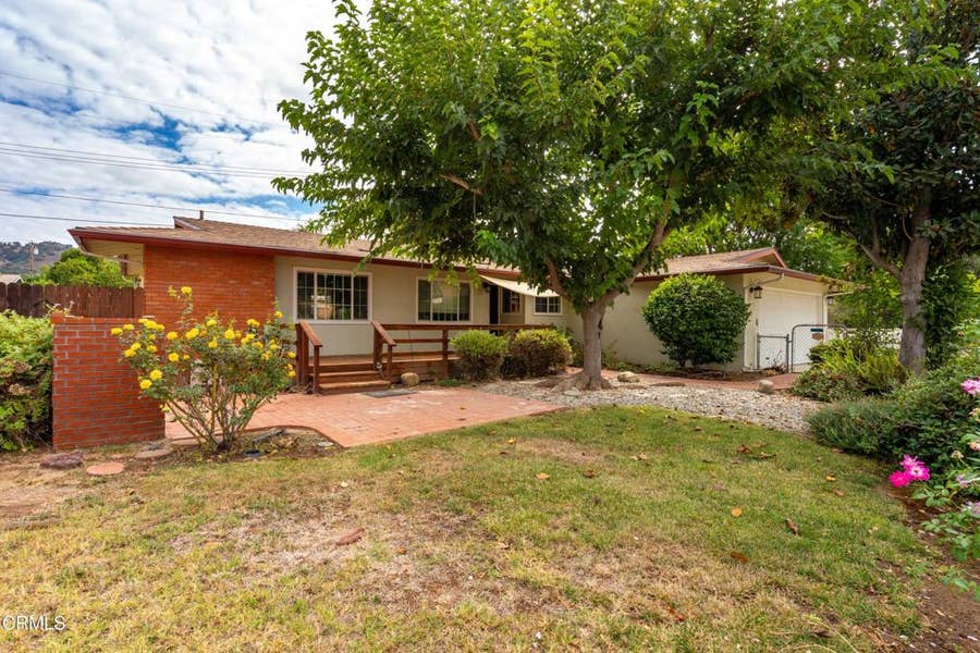 Property photo for 205 Verde Oak Drive, Oak View, CA