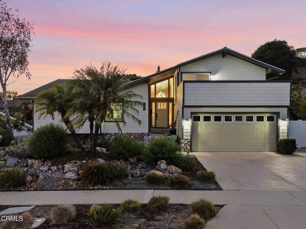 379 McGill Avenue, Ventura, CA 93003 93-web-or-mls-379_McGill_Ave_Ventura_CA_
