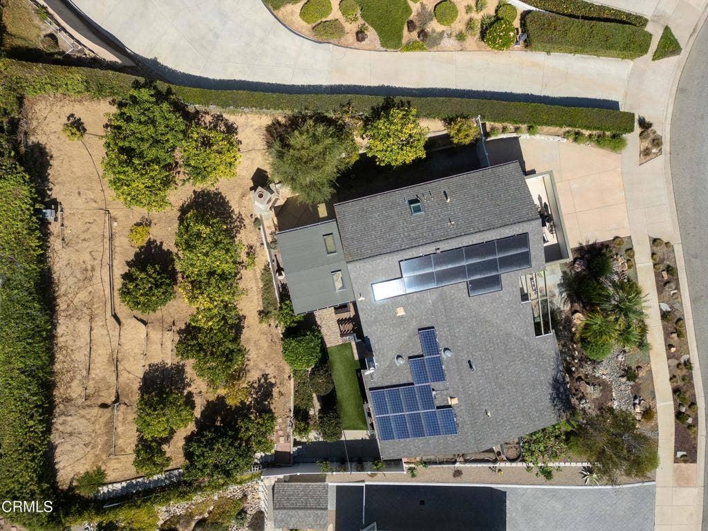 379 McGill Avenue, Ventura, CA 93003 35.jpg (Small)