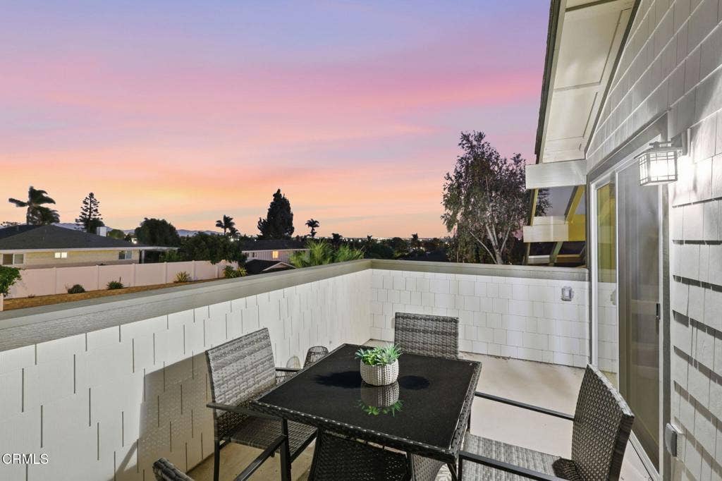 379 McGill Avenue, Ventura, CA 93003 99-web-or-mls-379_McGill_Ave_Ventura_CA_