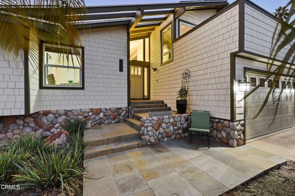 379 McGill Avenue, Ventura, CA 93003 97-web-or-mls-379_McGill_Ave_Ventura_CA_