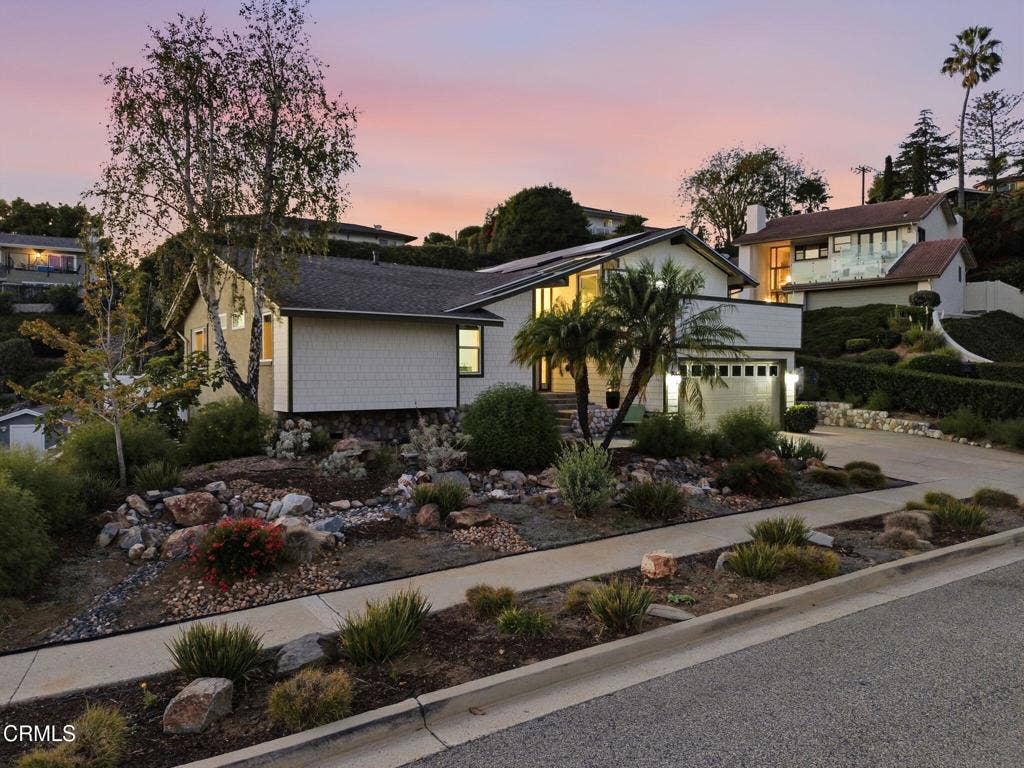 379 McGill Avenue, Ventura, CA 93003 95-web-or-mls-379_McGill_Ave_Ventura_CA_