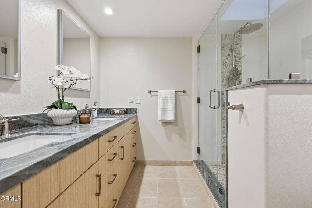 379 McGill Avenue, Ventura, CA 93003 46-web-or-mls-379_McGill_Ave_Ventura_CA_