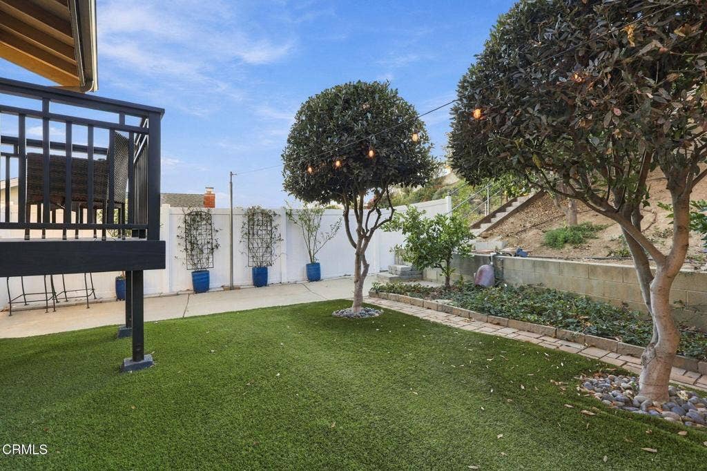 379 McGill Avenue, Ventura, CA 93003 84-web-or-mls-379_McGill_Ave_Ventura_CA_