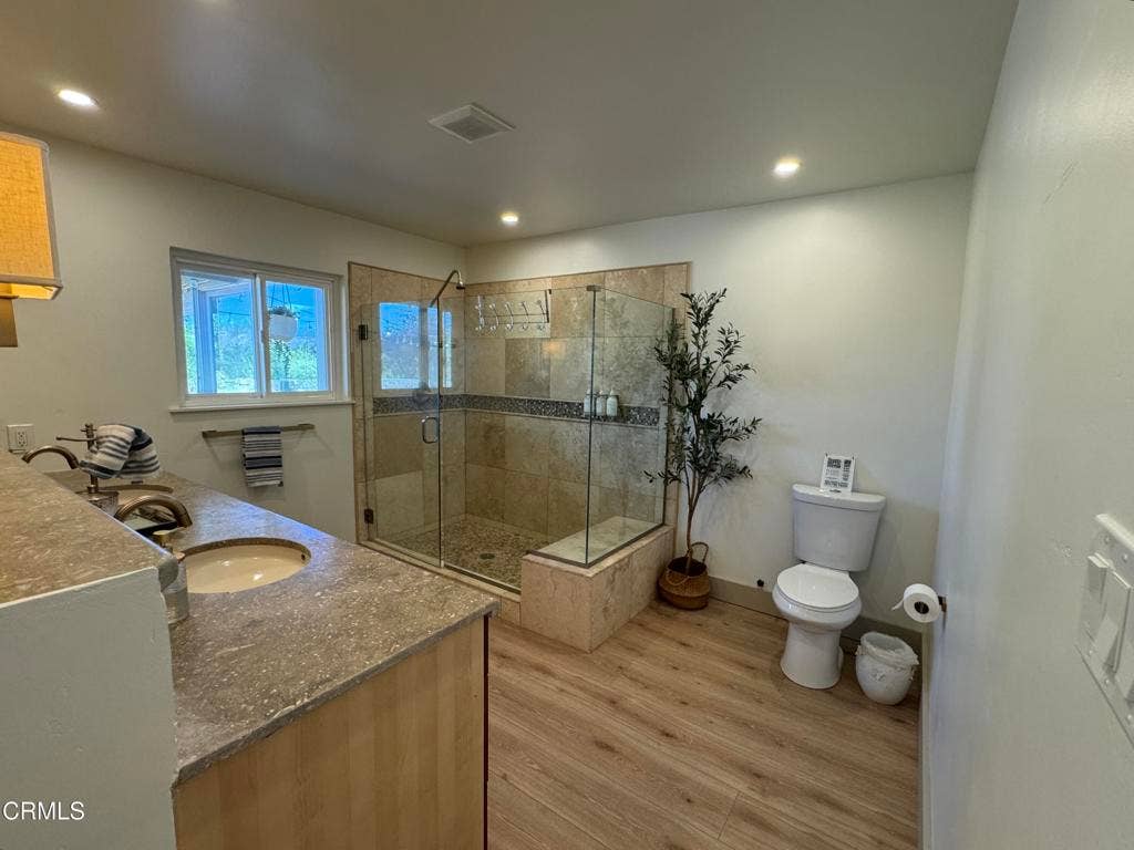 275 Crestview Avenue, Camarillo, CA 93010 Photo Oct 14 2026, 3 00 11 PM