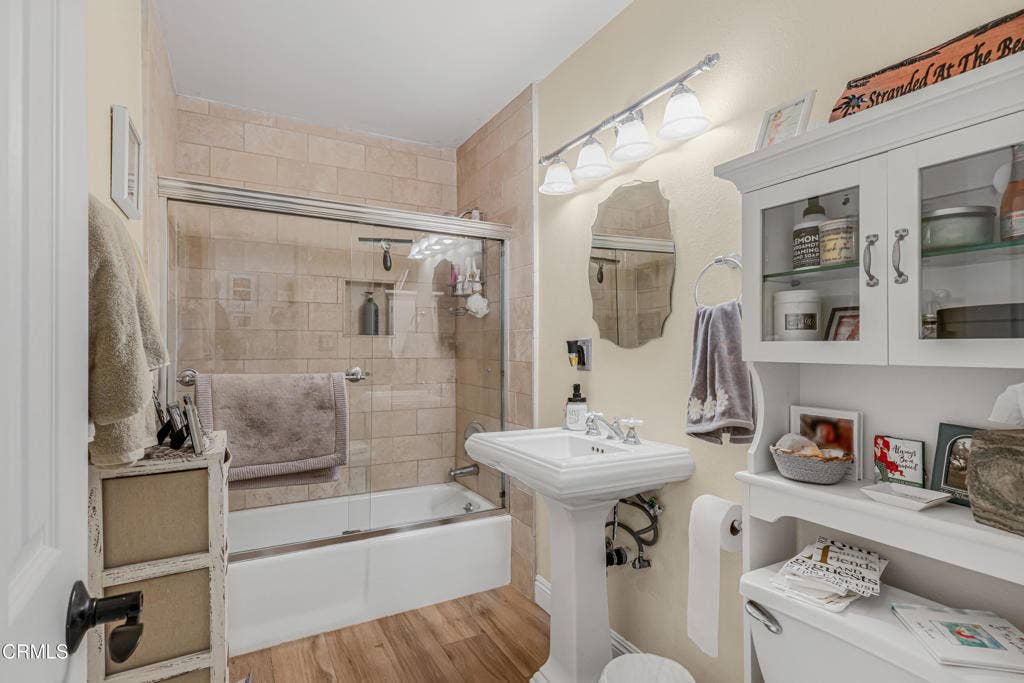 328 Santa Monica Drive, Oxnard, CA 93035 NBM01894
