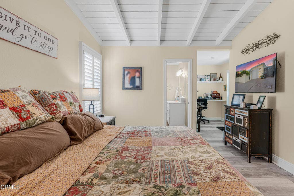 328 Santa Monica Drive, Oxnard, CA 93035 NBM01923