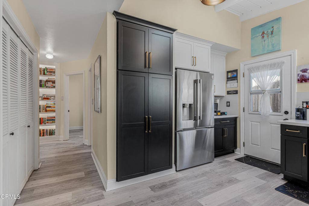 328 Santa Monica Drive, Oxnard, CA 93035 NBM01886