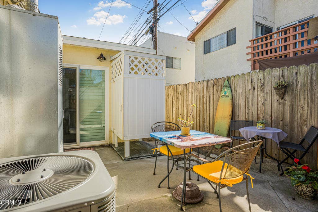 328 Santa Monica Drive, Oxnard, CA 93035 NBM01945