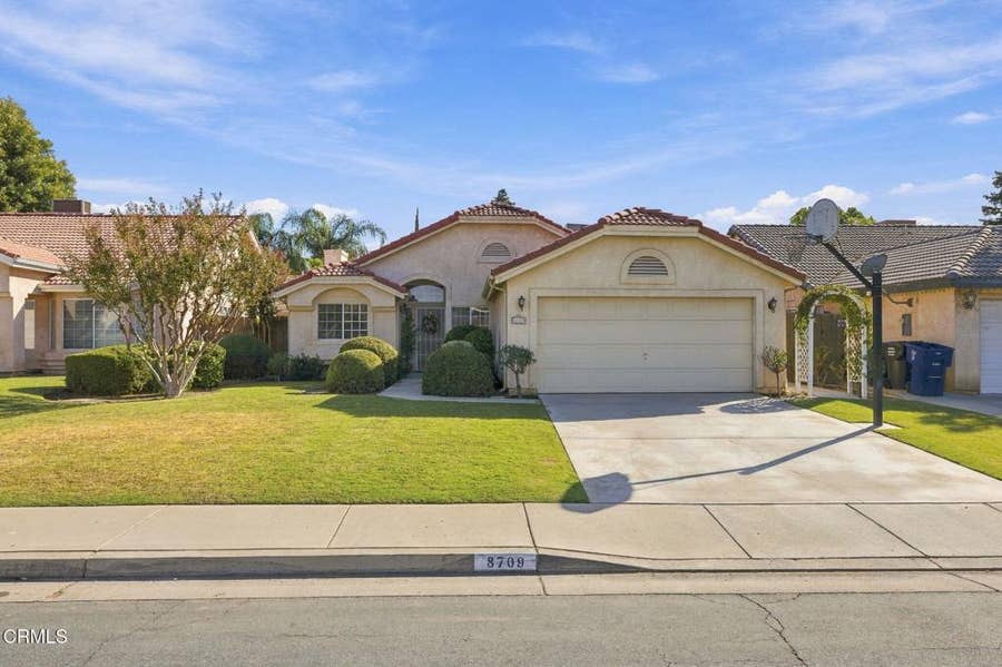 Property photo for 8709 White Rock Drive, Bakersfield, CA