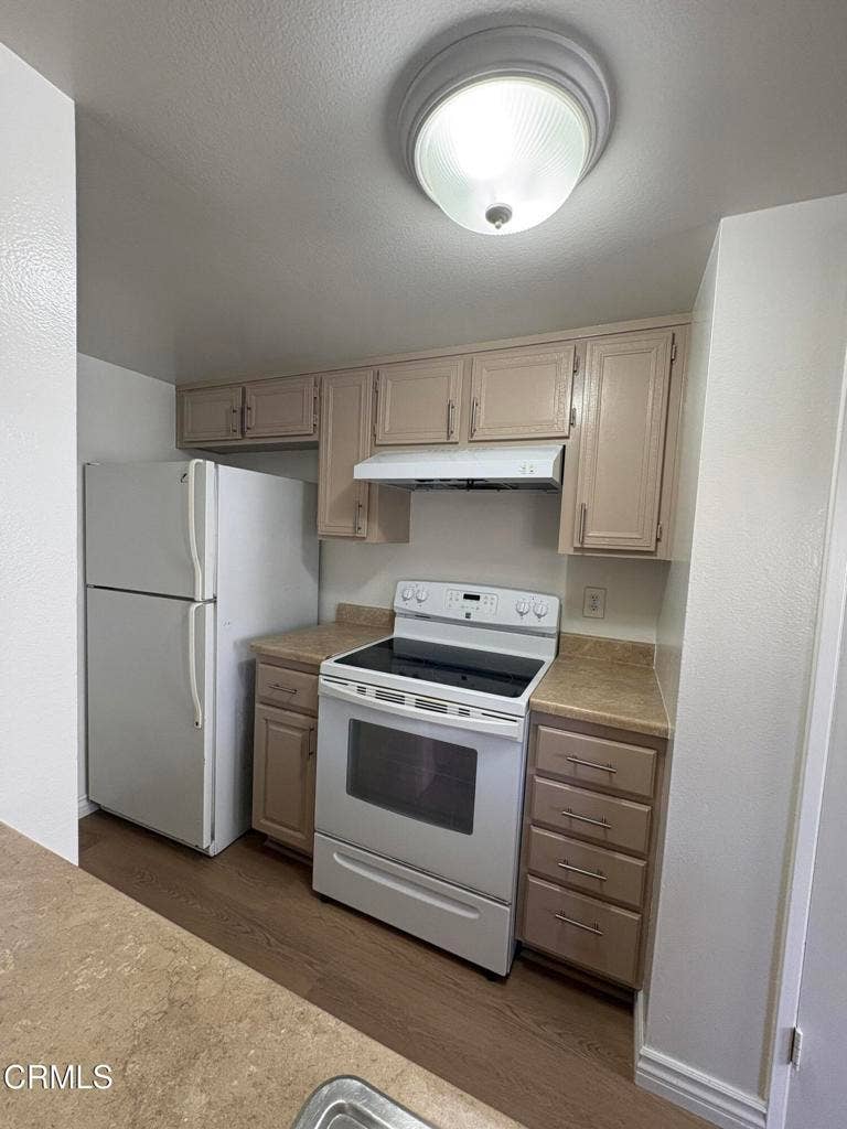 5254 Shenandoah Street, Ventura, CA 93003 20261015_172752188_iOS