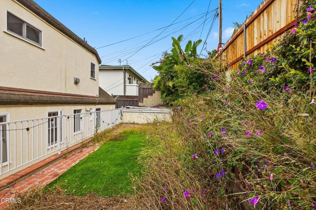 2381 Hyland Ave. Avenue, Ventura, CA 93001 39_img_0531