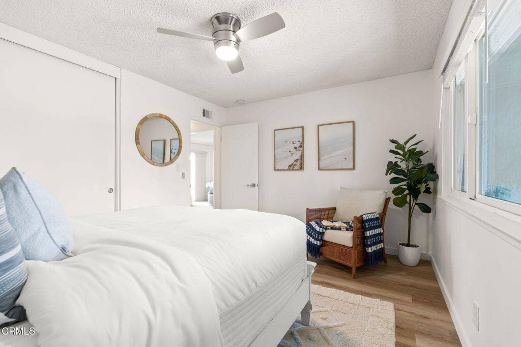 169 E Channel Islands Boulevard, Port Hueneme, CA 93041 RIII_169_E_Channel_Islands_Blvd-26