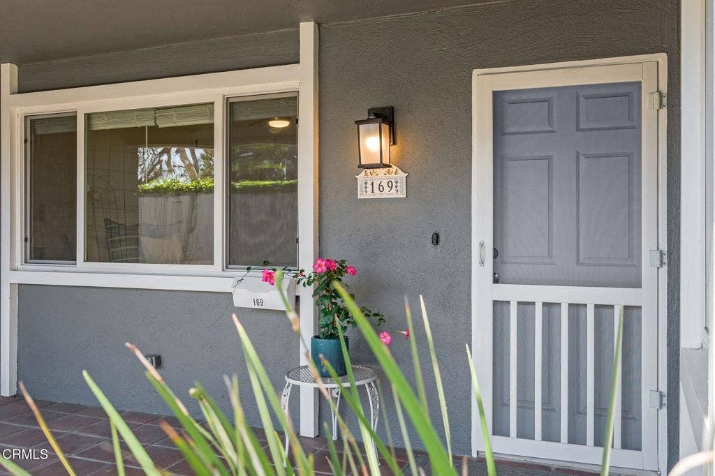 169 E Channel Islands Boulevard, Port Hueneme, CA 93041 RIII_169_E_Channel_Islands_Blvd-06