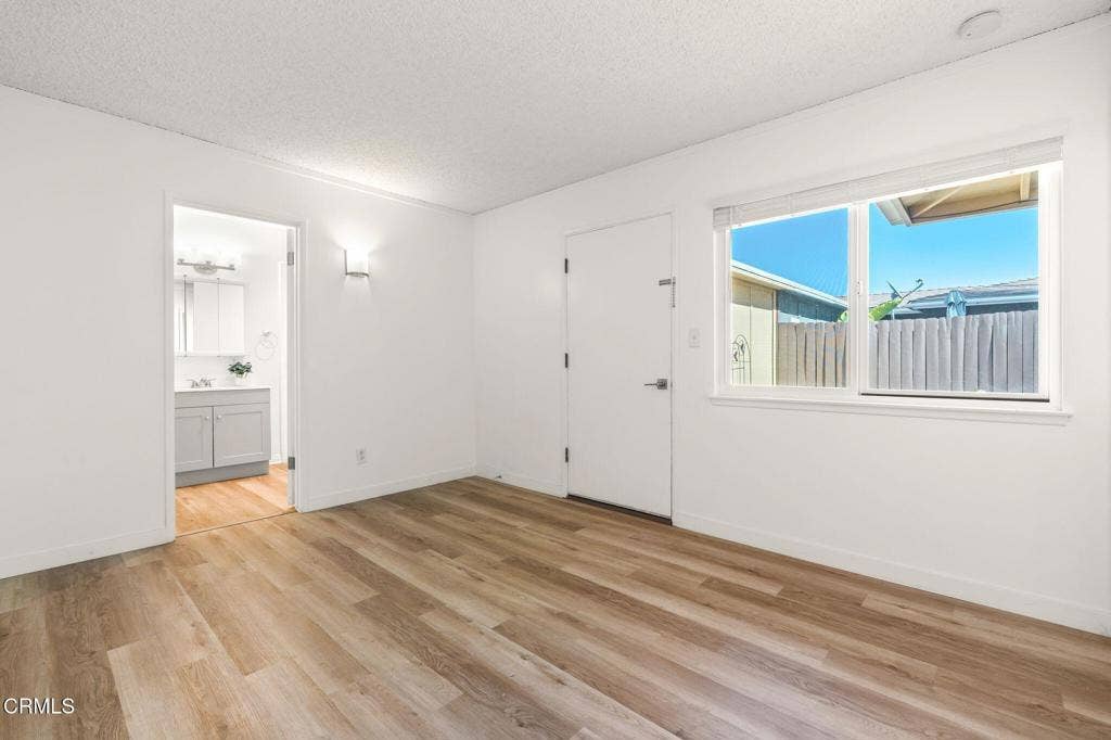 169 E Channel Islands Boulevard, Port Hueneme, CA 93041 RIII_169_E_Channel_Islands_Blvd-31