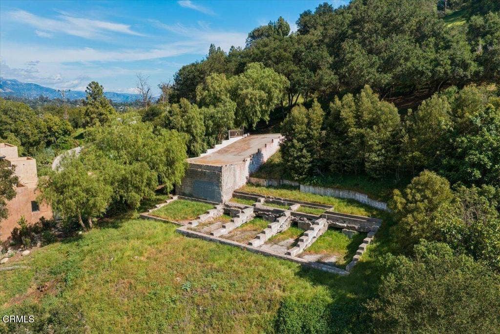 225 Conejo Road, Santa Barbara, CA 93103 20260406210122454606000000-o