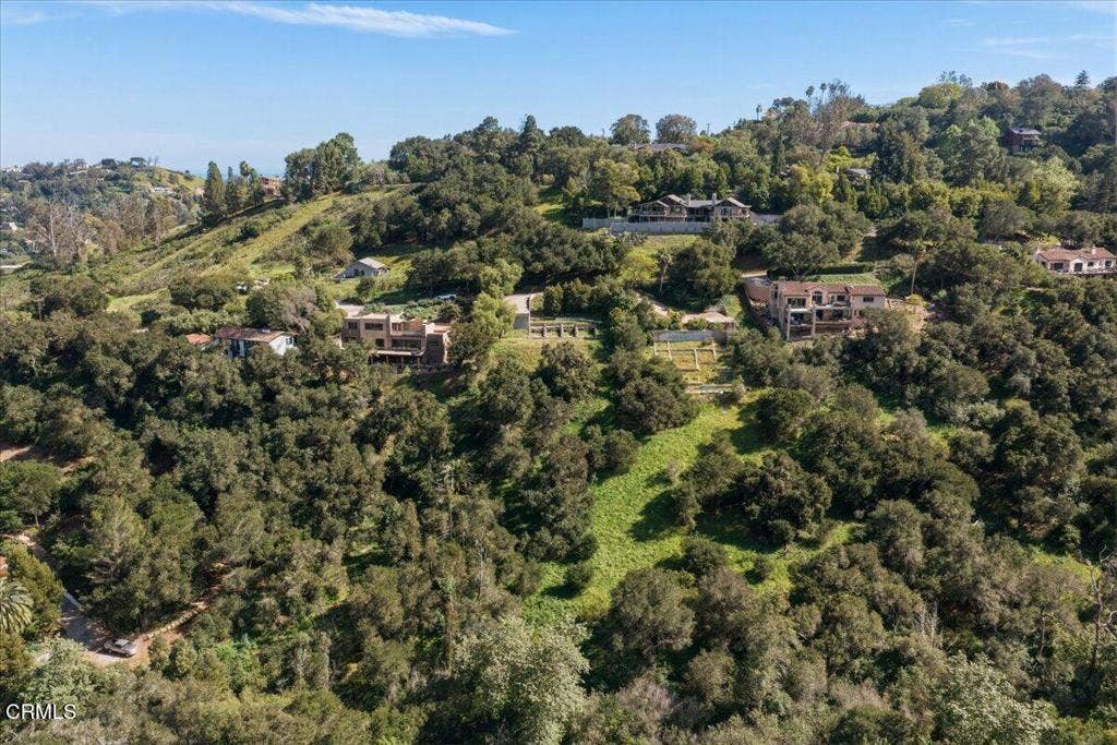 225 Conejo Road, Santa Barbara, CA 93103 20260406210124577936000000-o