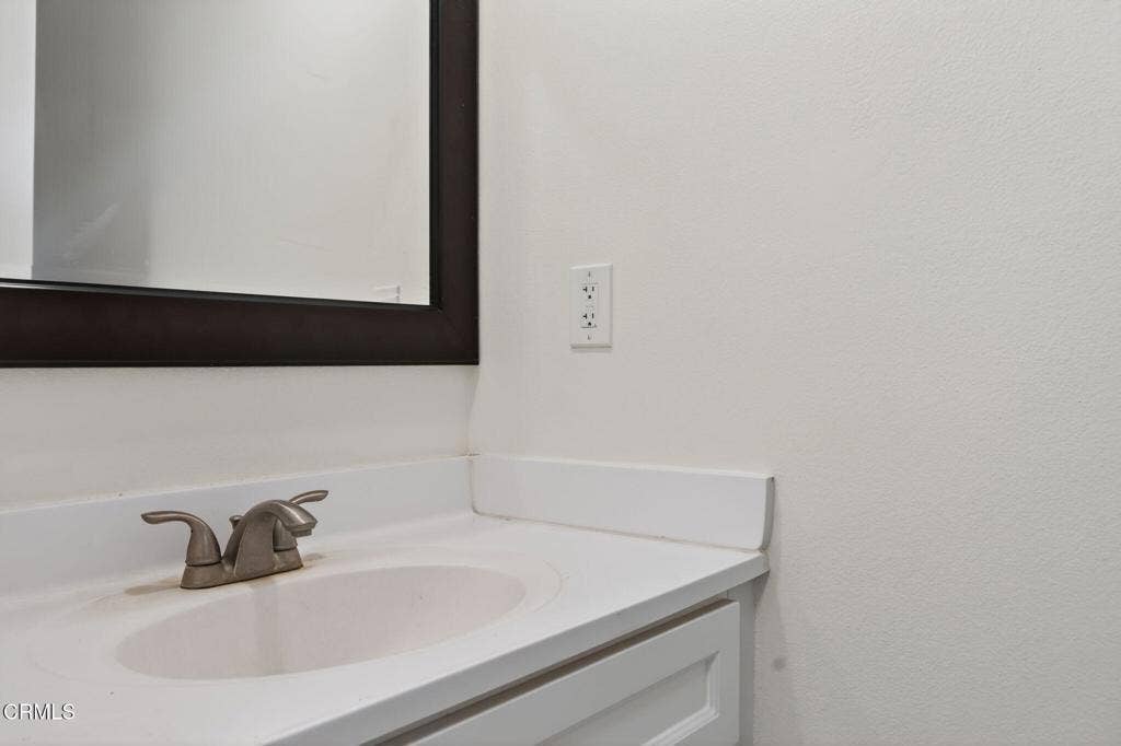 969 Miramonte Drive, #5, Santa Barbara, CA 93109 19-web-or-mls-UpmarketMedia-969 Mira-76