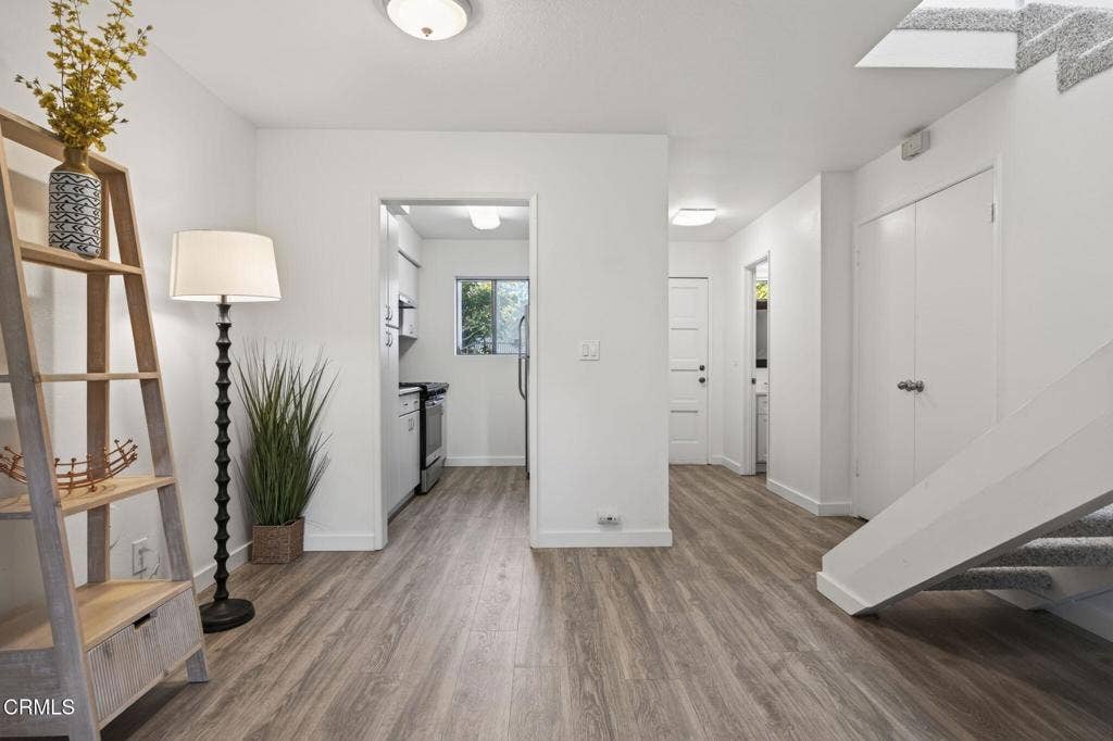 969 Miramonte Drive, #5, Santa Barbara, CA 93109 9-web-or-mls-UpmarketMedia-969 Mira-43
