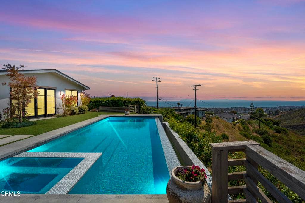 3247 Breaker Drive, Ventura, CA 93003 3247 Breaker Dr MLS-3