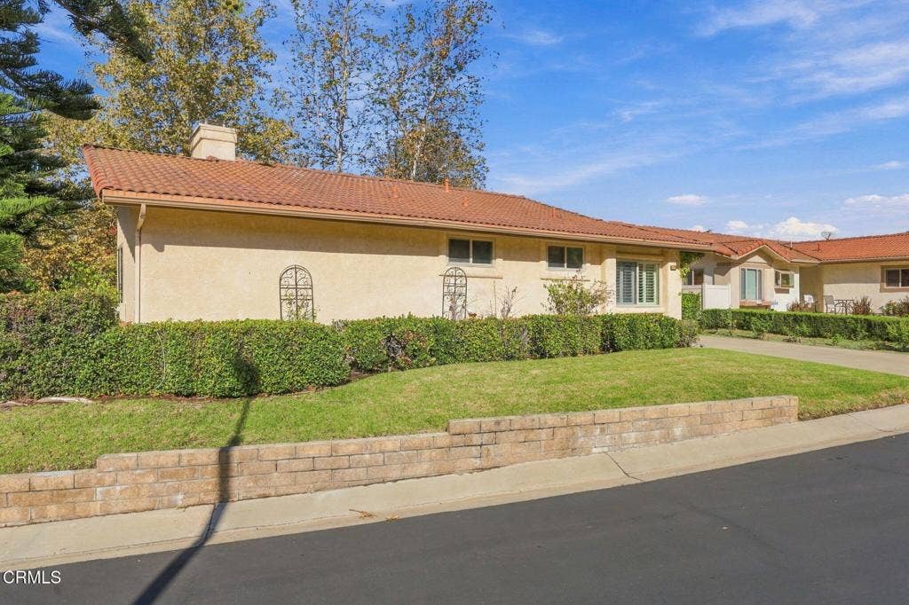 1261 San Como Lane, Camarillo, CA 93012 Front3