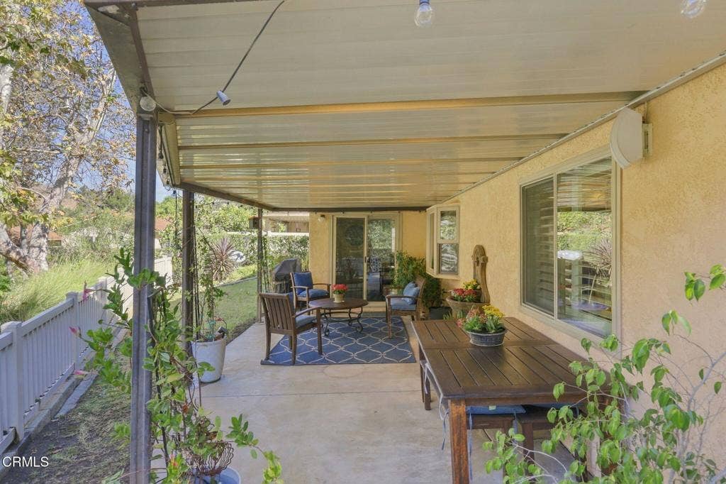 1261 San Como Lane, Camarillo, CA 93012 space to live
