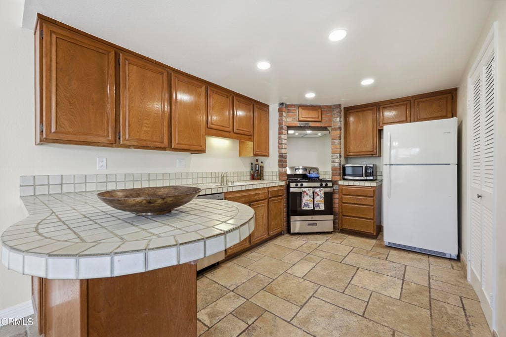 Kitchen 1