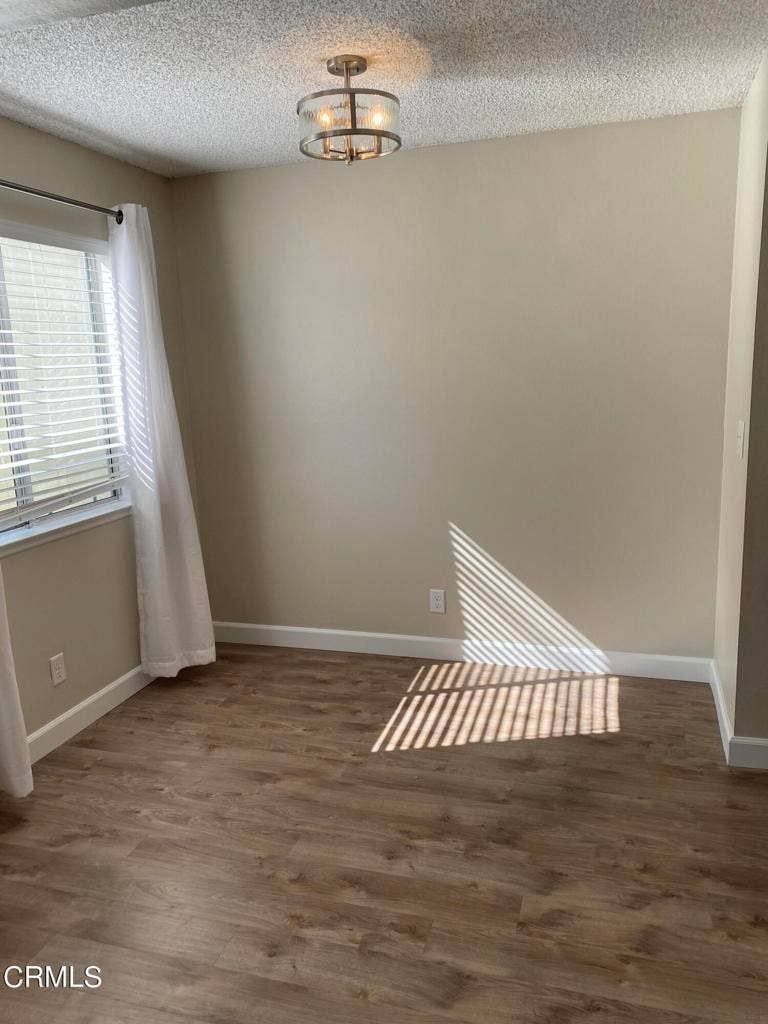1235 Chalmette Avenue, Ventura, CA 93003 IMG-3169 (1)