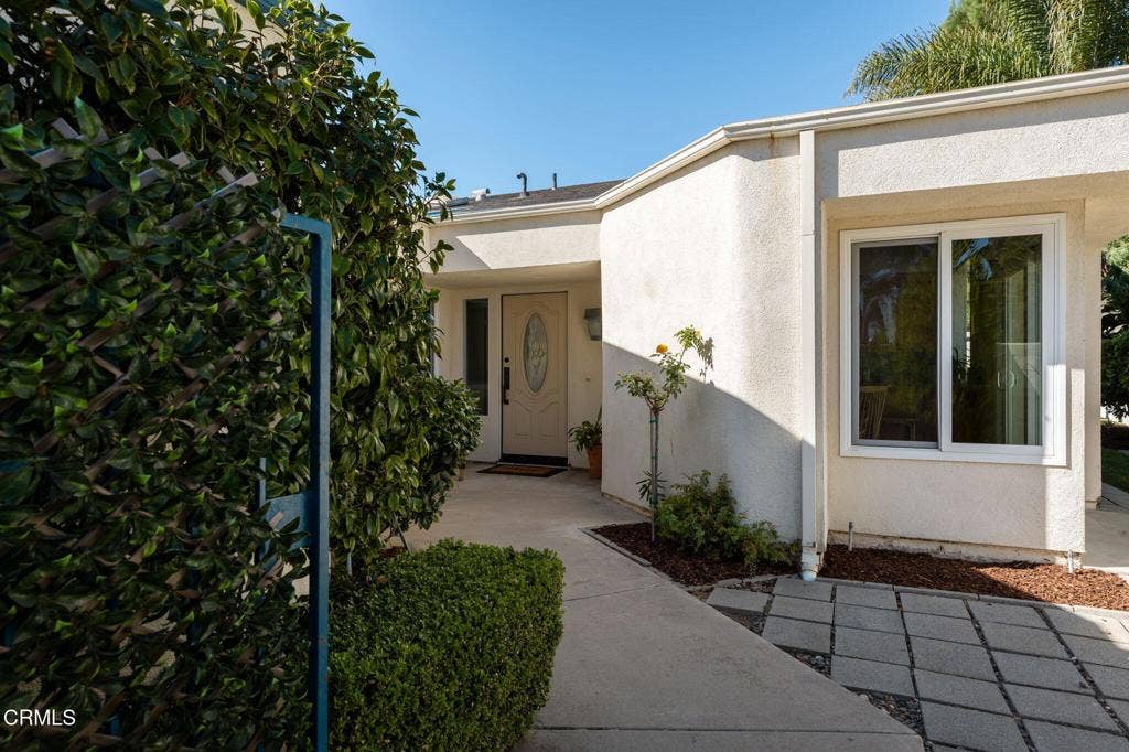 901 Ruby Avenue, Ventura, CA 93004 12-web-or-mls-901 Ruby-13