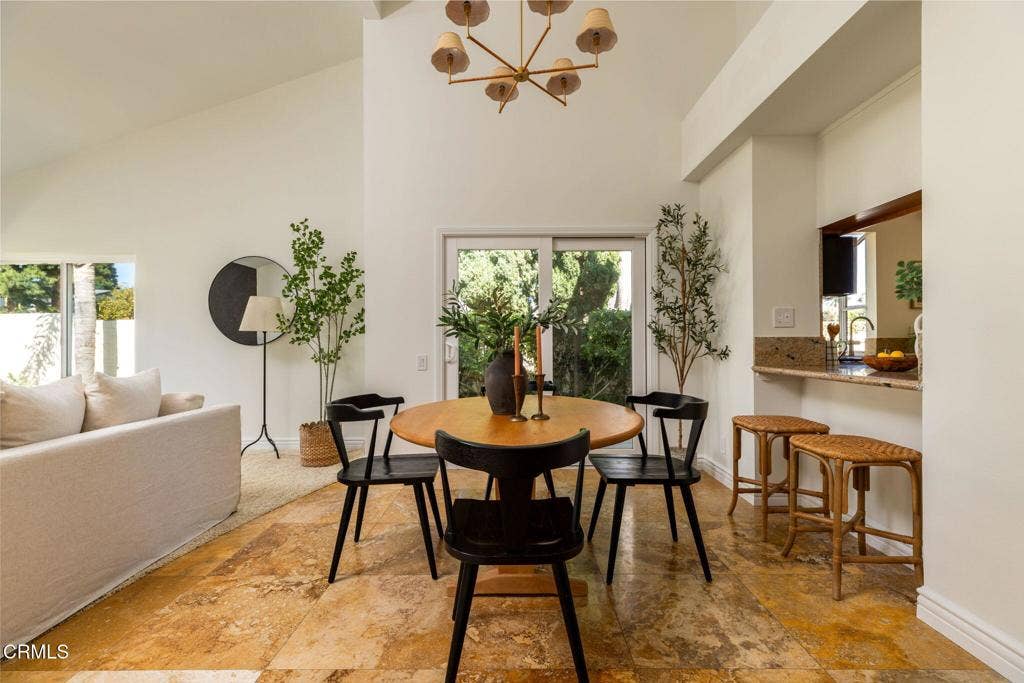 901 Ruby Avenue, Ventura, CA 93004 24-web-or-mls-901 Ruby-25