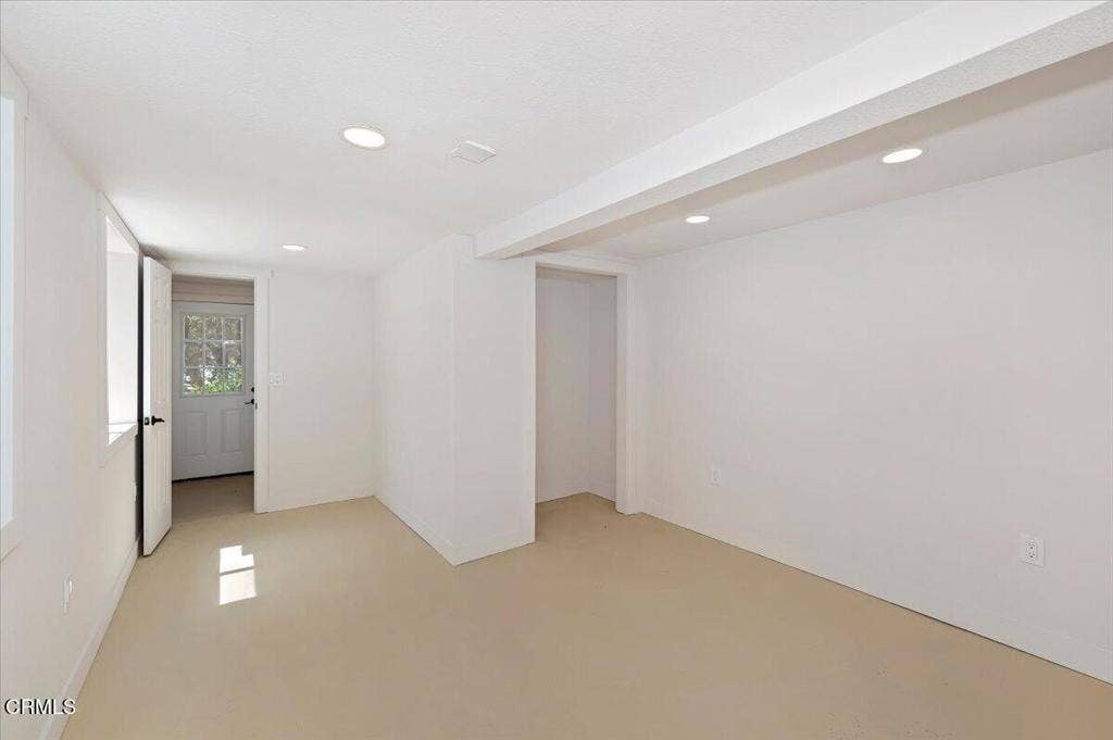 196 Balsam Drive, Cedar Glen, CA 92321 31-Bedroom