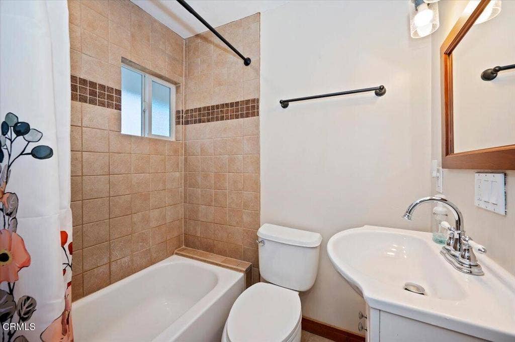 196 Balsam Drive, Cedar Glen, CA 92321 19-Bathroom