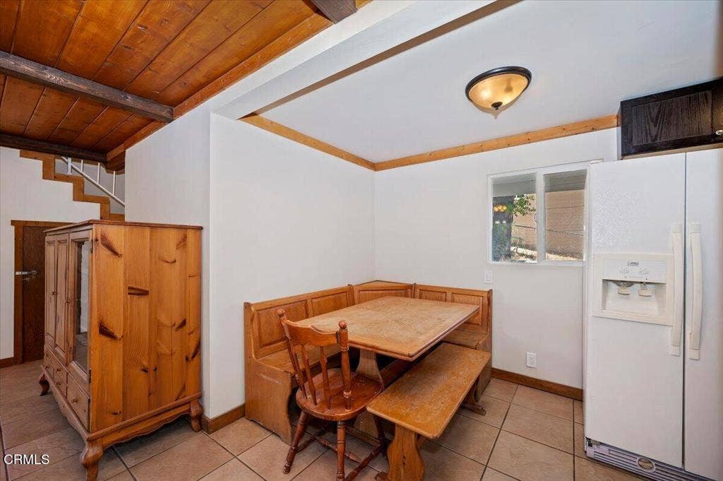 196 Balsam Drive, Cedar Glen, CA 92321 14-Eating Area