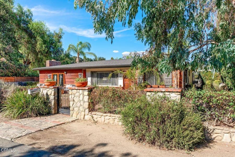 Property photo for 189 Grapevine Road, Oak View, CA