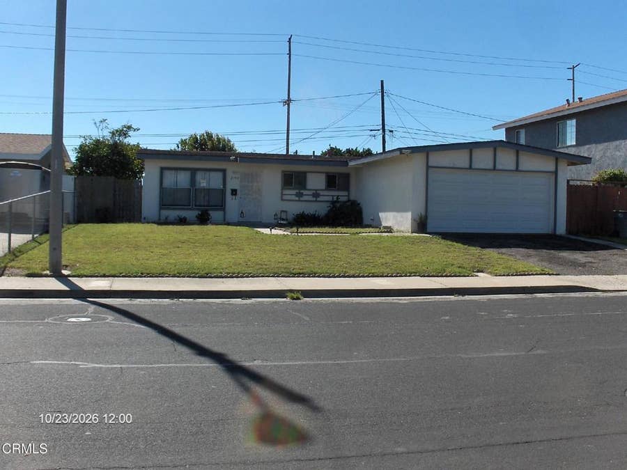 Property photo for 2100 W Geneva Way, Oxnard, CA