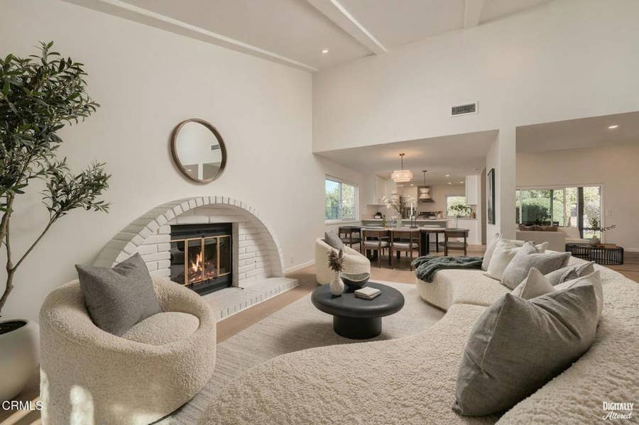 Property photo for 3668 Sunset Knolls Drive, Thousand Oaks, CA