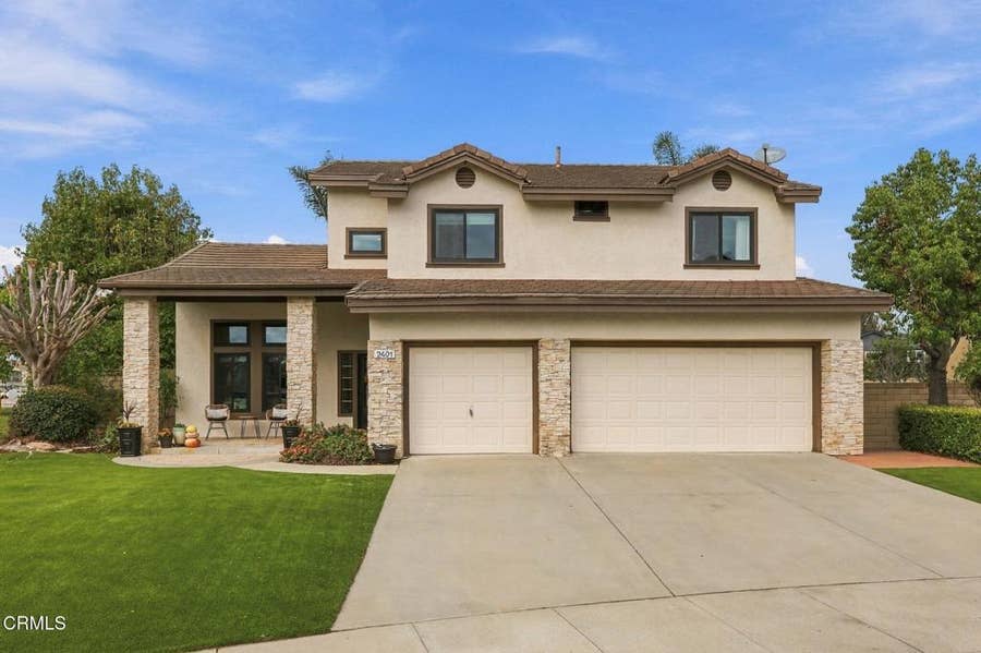 Property photo for 2401 Redwing Lane, Oxnard, CA